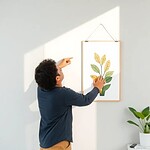 Cómo colgar carteles sin dañar la pared